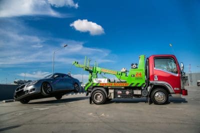 Tow-truck-service-singapore-for-mercedes-scaled-1-1024x683.jpg